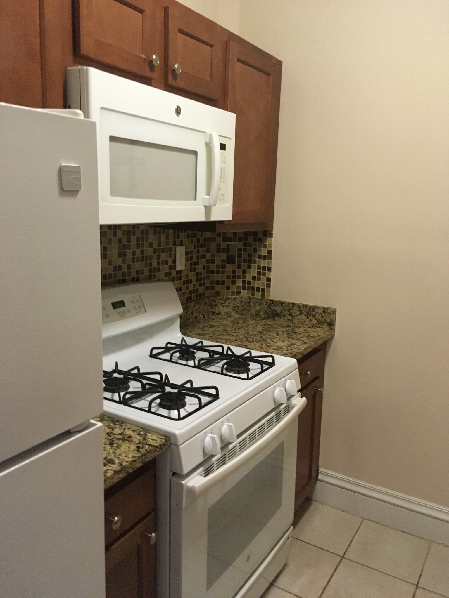 Building Photo - 1111 Boylston St