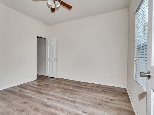 Building Photo - 12215 Zenith Ridge Way