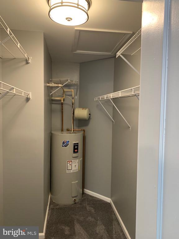 Building Photo - 809 Willings Way