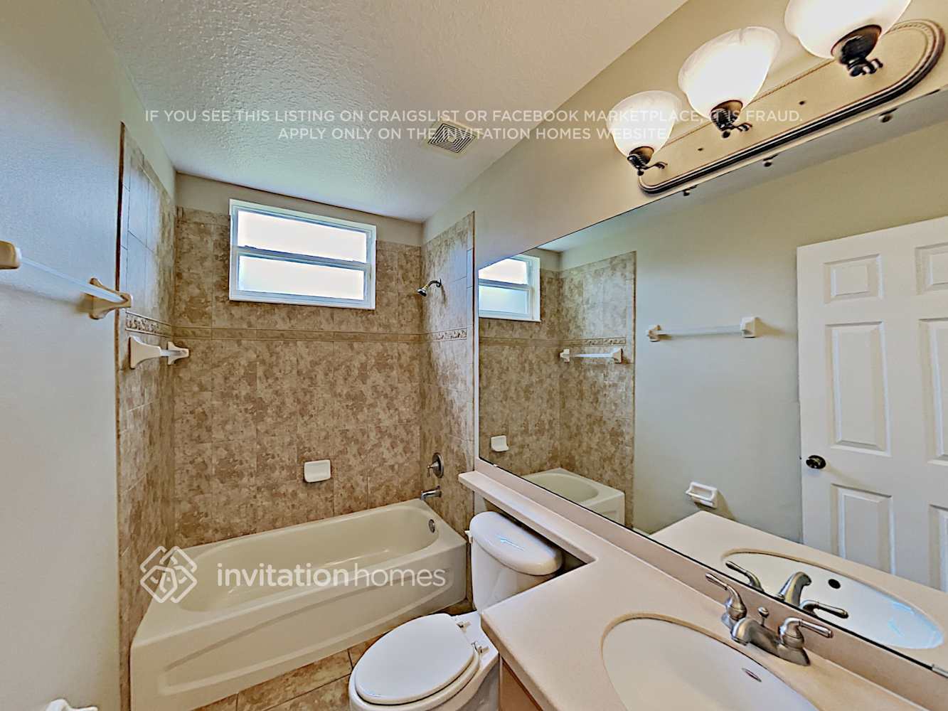 Building Photo - 2627 Spicebush Loop
