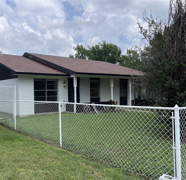 Building Photo - 2916 Antelope Trail