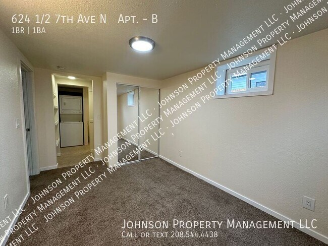 Building Photo - 624 1/2 7th Ave N   Apt.-B