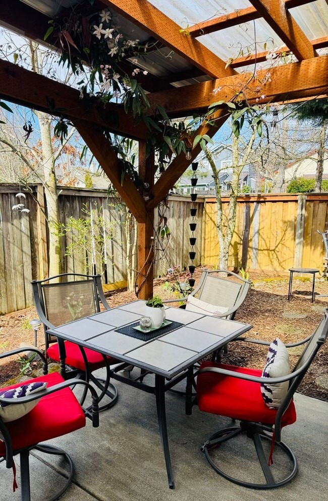 Building Photo - 3-Bedroom Home with Garden Oasis & Covered Patio – Bethel Neighborhood