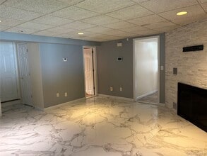 Building Photo - 275 Evergreen Ave