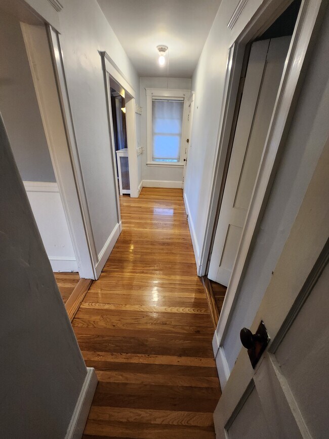 Building Photo - 76 Dudley St