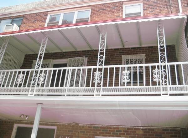 Building Photo - 41-85 Denman St