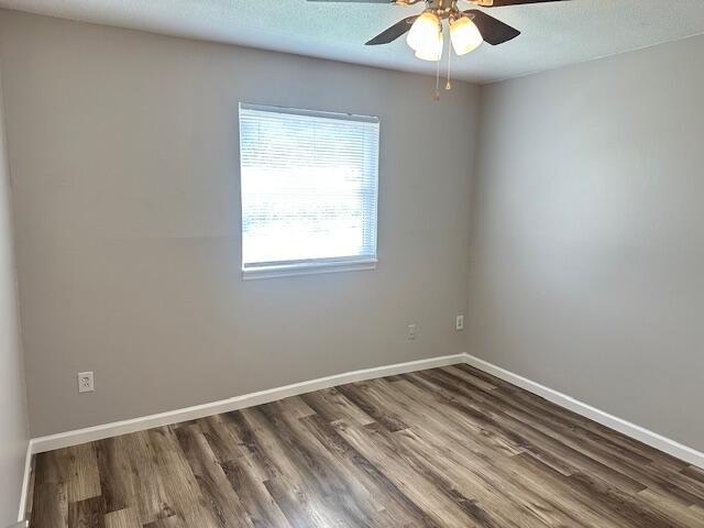 Building Photo - 2075 Clingan Dr NW