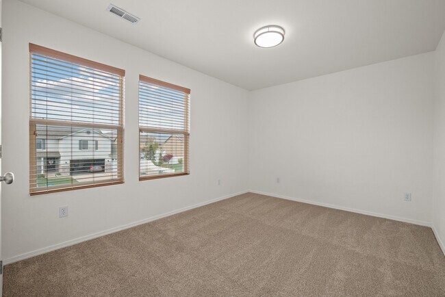 Building Photo - 2867 W 400 S