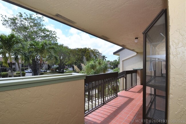Building Photo - 5087 Oakhill Ln
