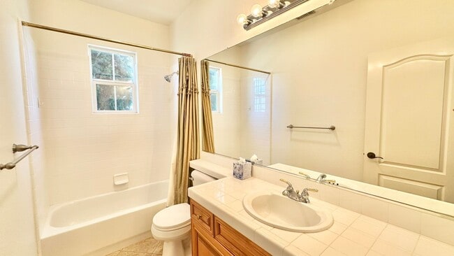 Building Photo - Stunning Two-Story Estate Home in the Gate...