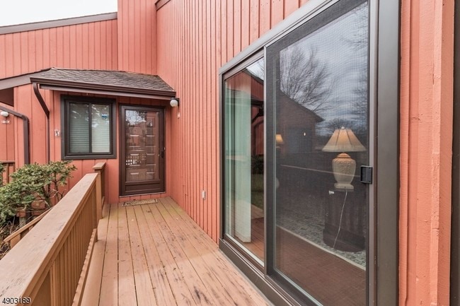 Building Photo - 250 Ridgedale Ave