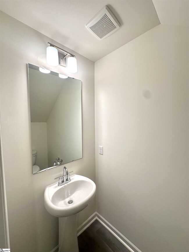 Building Photo - 6039 Willutuck Dr