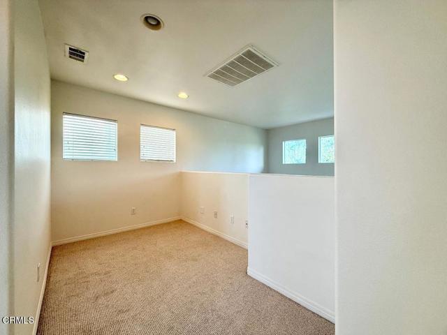 Building Photo - 533 E Port Hueneme Rd