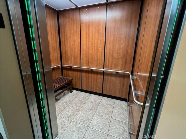 Building Photo - 2370 Via Mariposa W