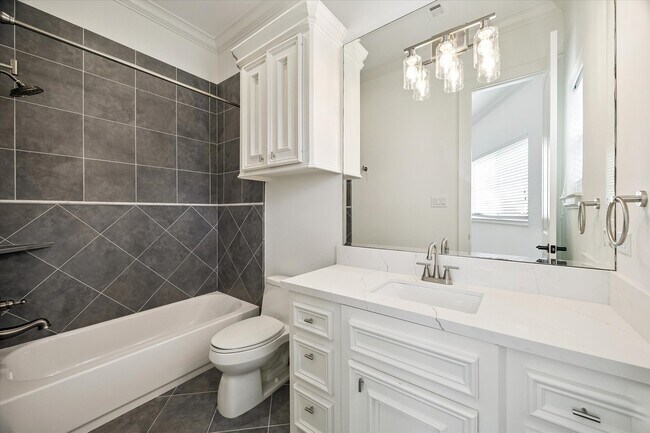 Building Photo - 3917 Tennyson St