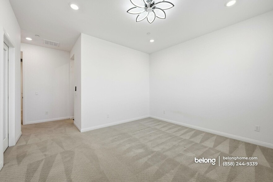 Building Photo - 2182 Bluestone Cir