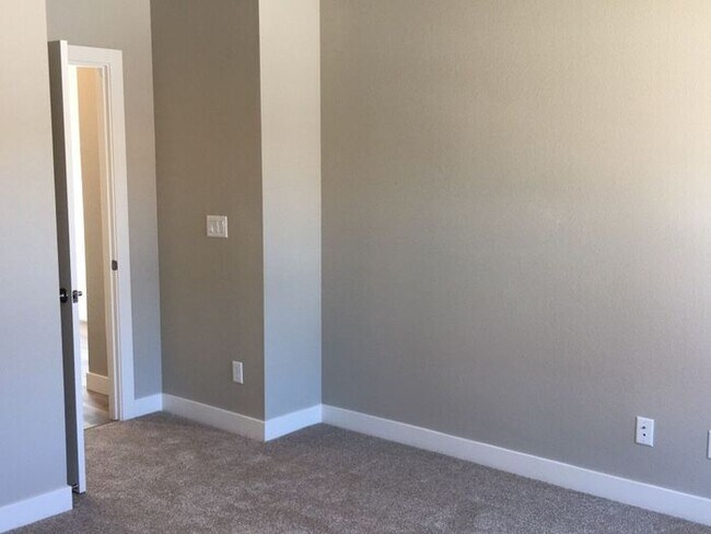 Building Photo - Built 2020! NW Reno Single Story House