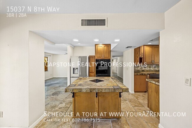 Building Photo - 15037 N 8th Way