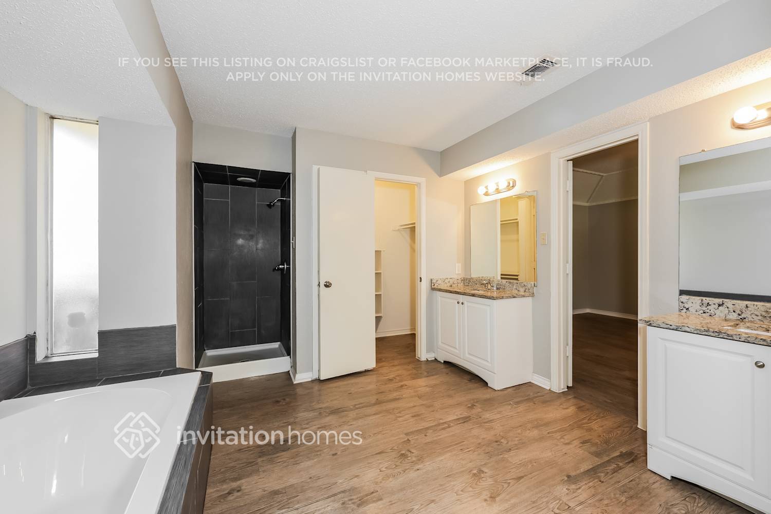 Building Photo - 945 Clear Springs Dr