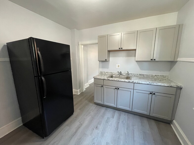 Building Photo - 417 N Rodney St