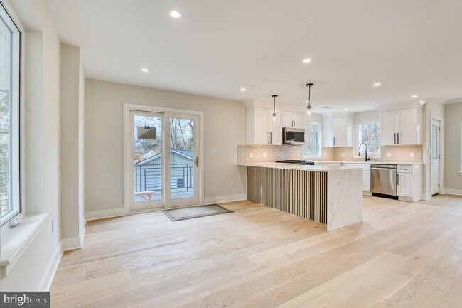 Building Photo - 9300 Riggs Rd