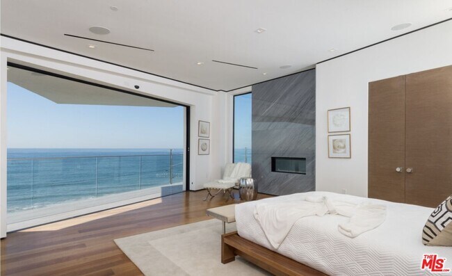Building Photo - 17816 Porto Marina Way