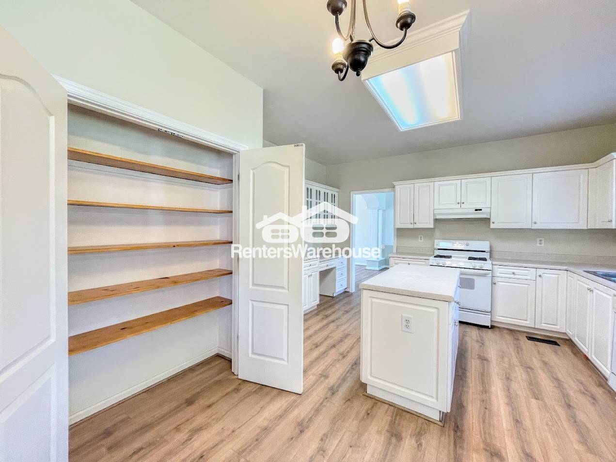 Building Photo - 3512 Canterbury Dr