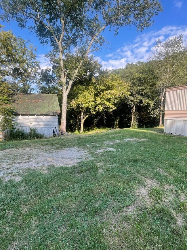 Building Photo - 907 W Union Valley Rd