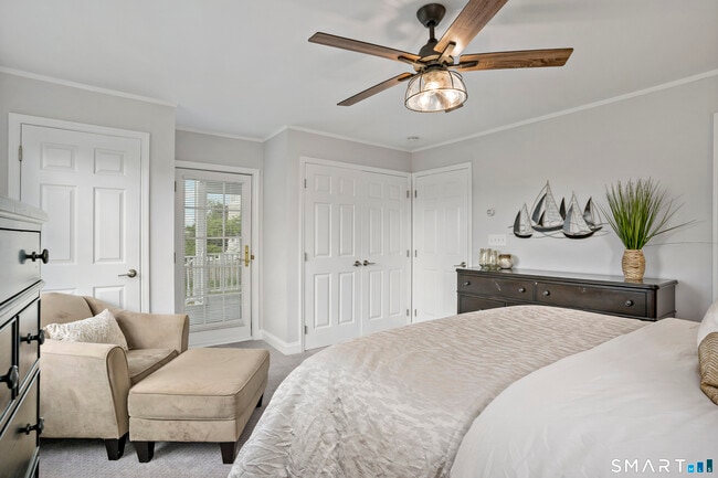 Building Photo - 1016 Fairfield Beach Rd