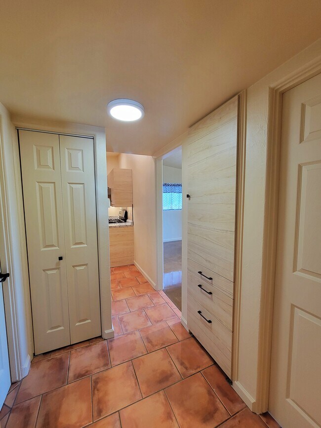 Hall 2 - 5650 E Mabel St