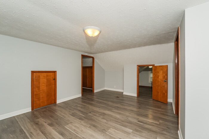 Building Photo - 20517 Mountville Dr