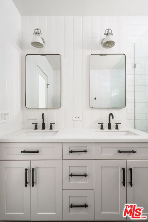 Building Photo - 6465 Sycamore Meadows Dr