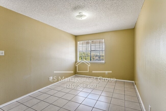 Building Photo - 6702 Windsor Hollow Dr