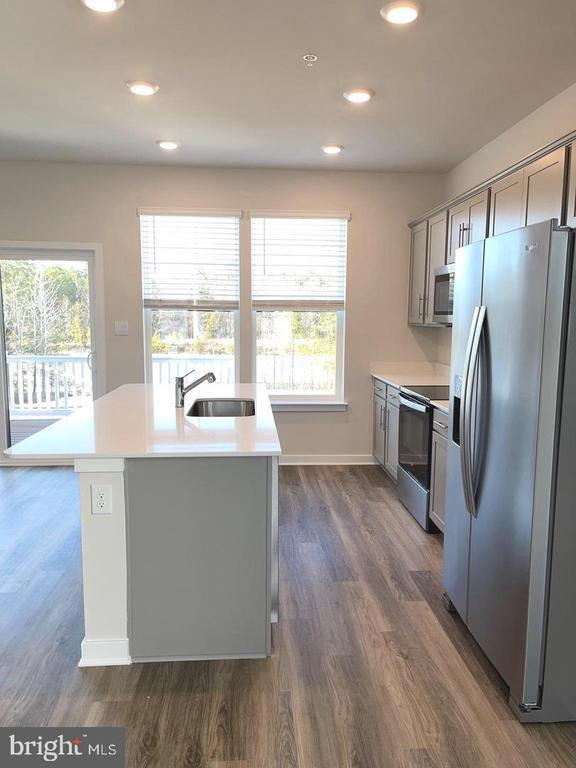 Building Photo - 280 Soft Rush Ln