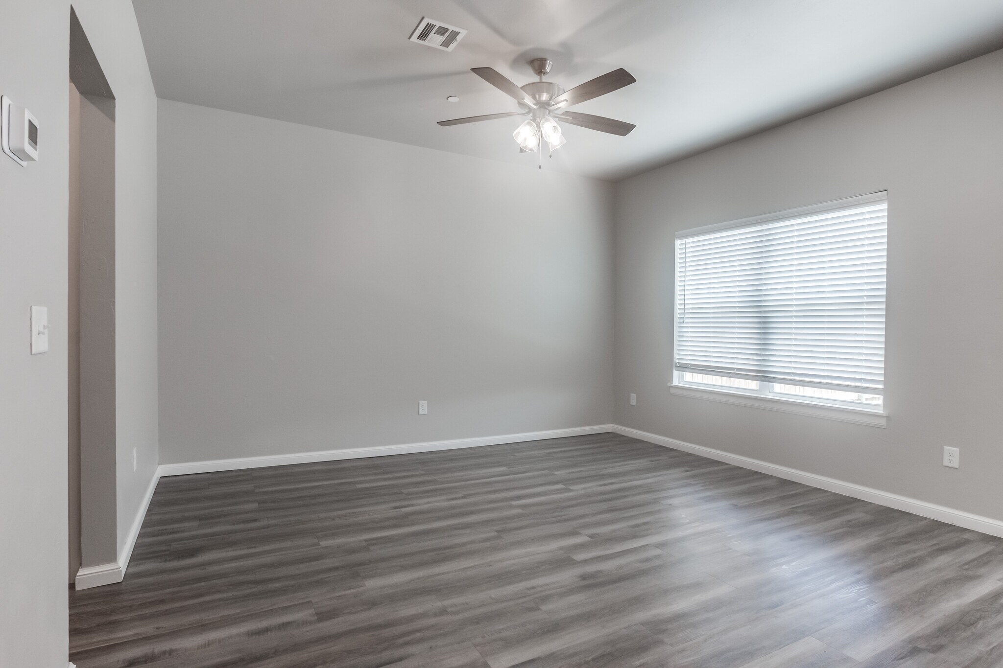 Building Photo - 2641 Cedar Tree Rd