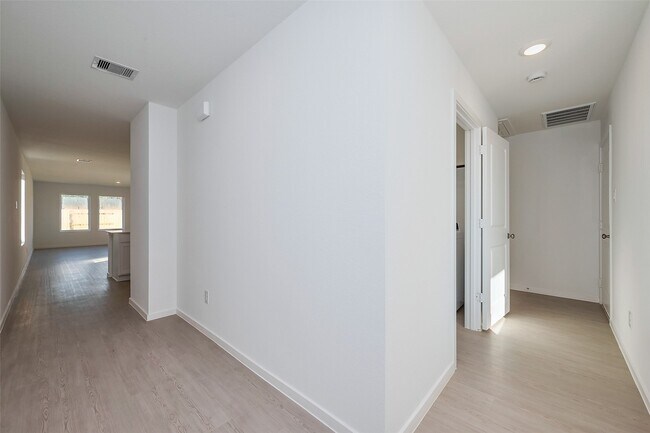 Building Photo - 18224 Pontecorvo Ln