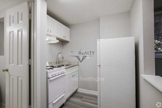 Building Photo - 14402 Gemstone Dr