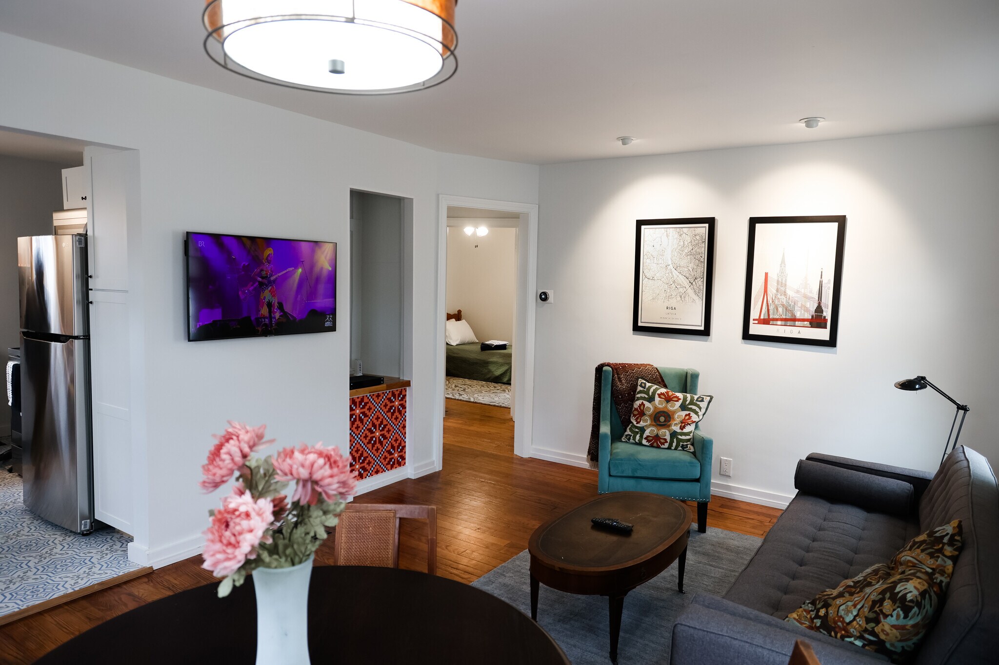 Building Photo - 5106 Rosslyn Ave