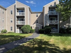 Building Photo - 4 Marc Dr