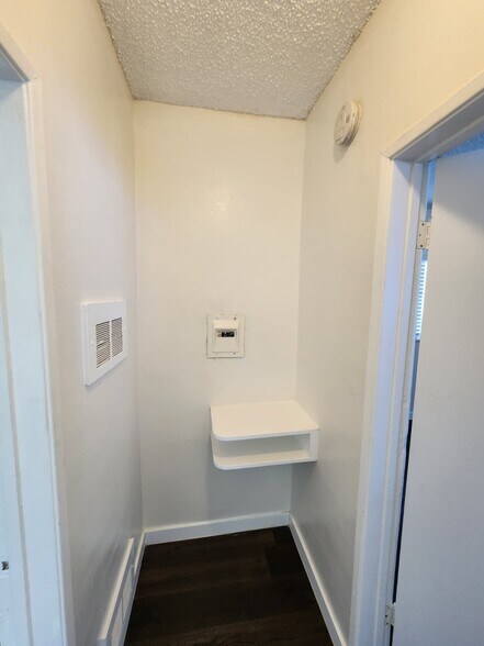 Building Photo - 4353 Don Tomaso Dr