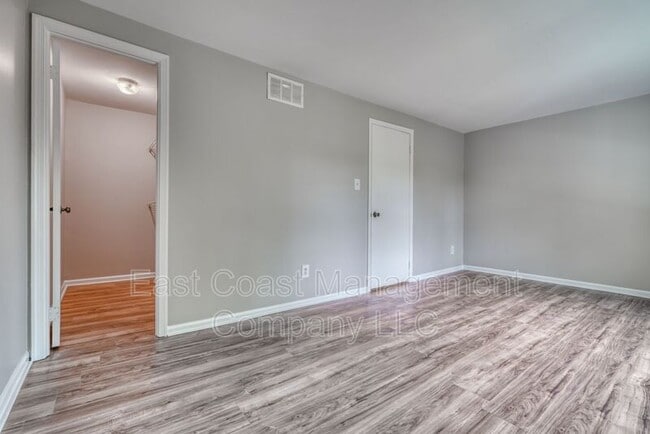 Building Photo - 5413 King Arthur Cir