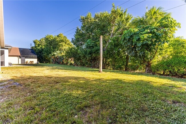 Building Photo - 9841 Las Casas Dr