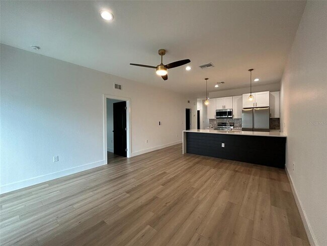 Building Photo - 12602 Buffing Rd