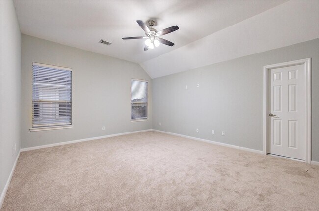 Building Photo - 25419 Hall Meadow Ln