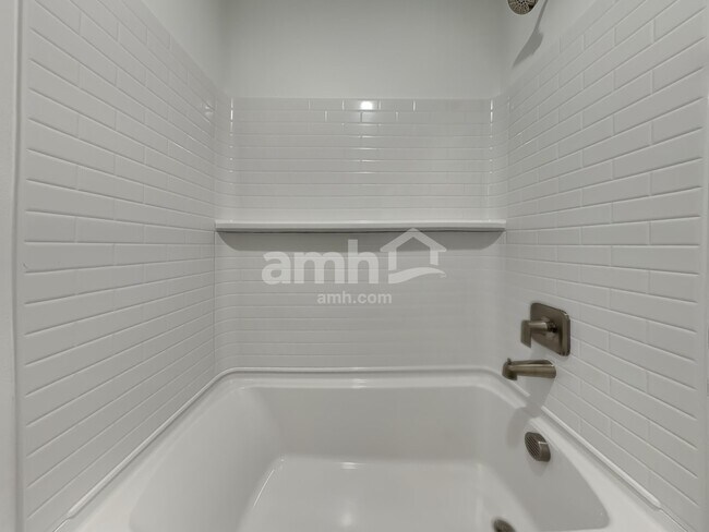 Building Photo - 8043 Dagny St SW