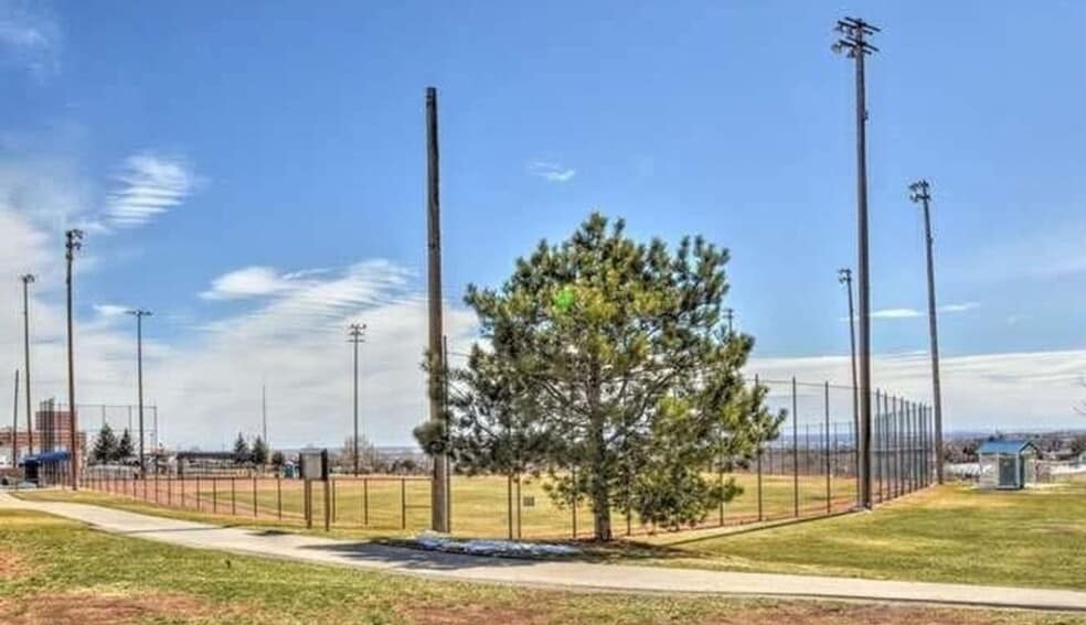 Building Photo - 2111 W 80th Ave