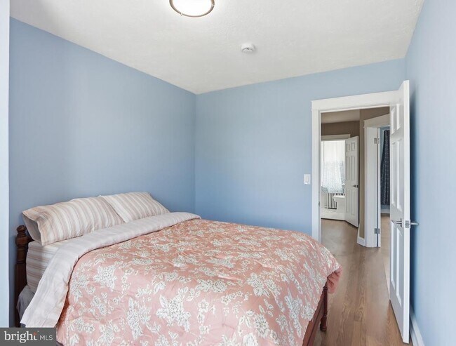 Building Photo - 3406 Erdman Ave