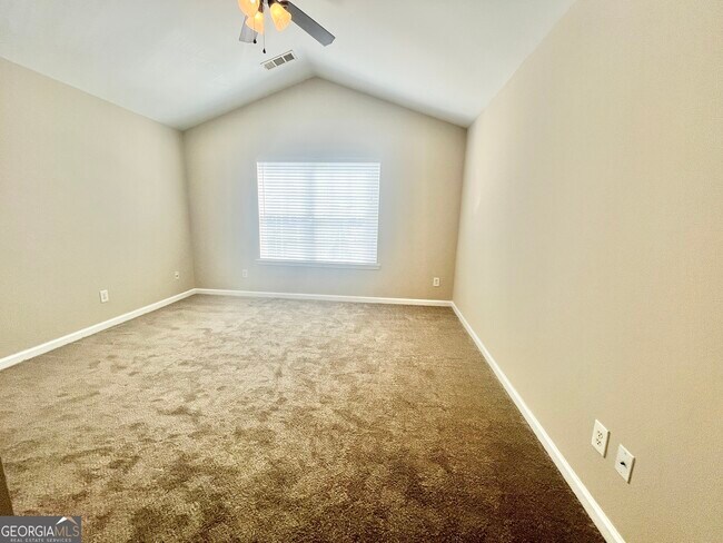 Building Photo - 4713 Autumn Rose Trail