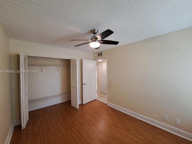 Building Photo - 1400 Windorah Way