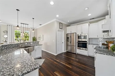 Building Photo - 6746 63rd Terrace E